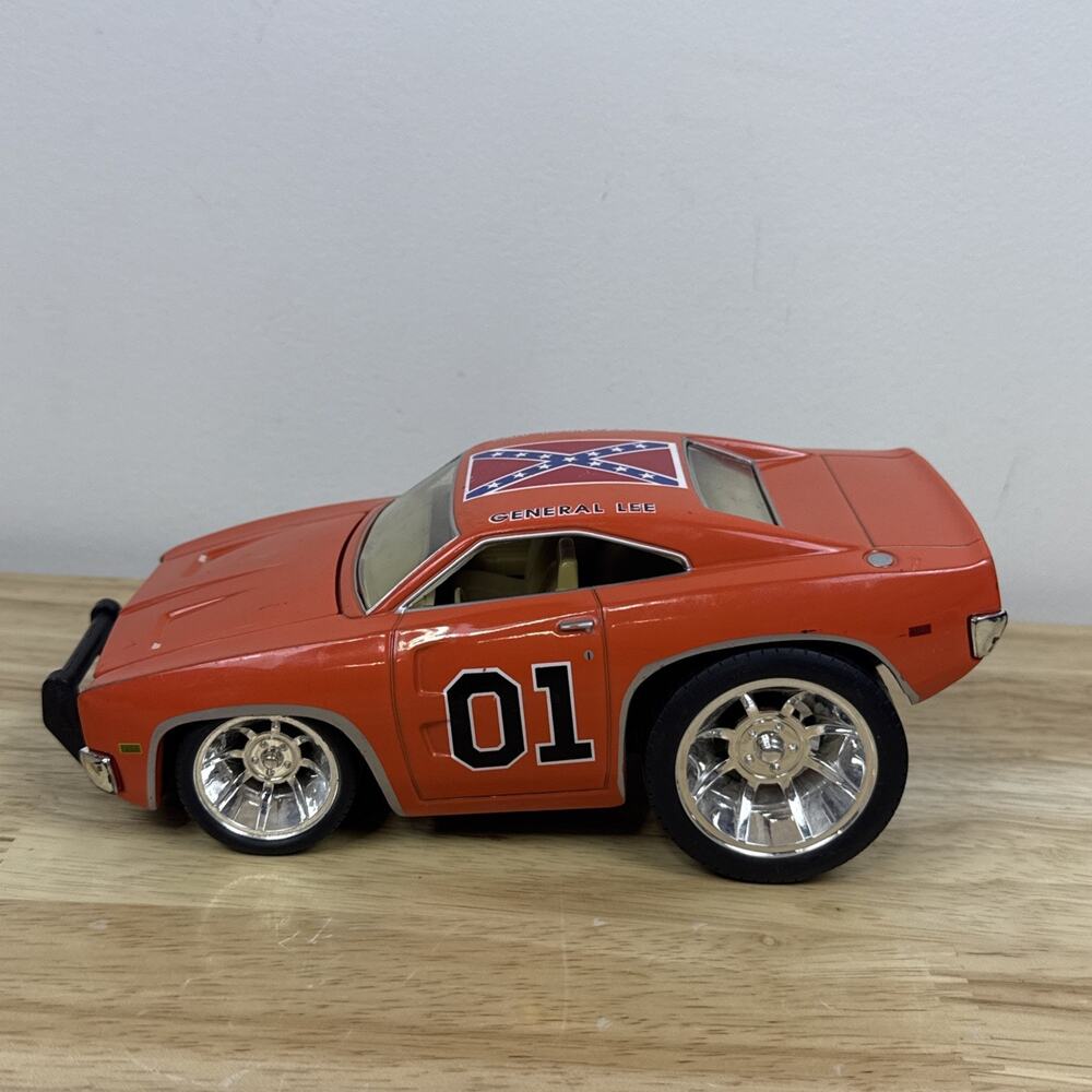 RARE Dukes Of Hazzard General Lee 1969 Dodge Charger Stylized BY: Joy Ride 1/24